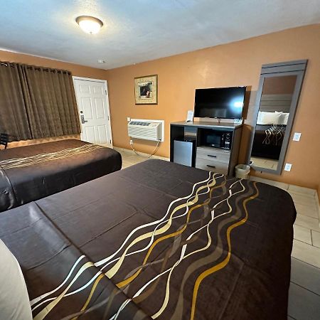 New Corral Motel Victorville Dış mekan fotoğraf