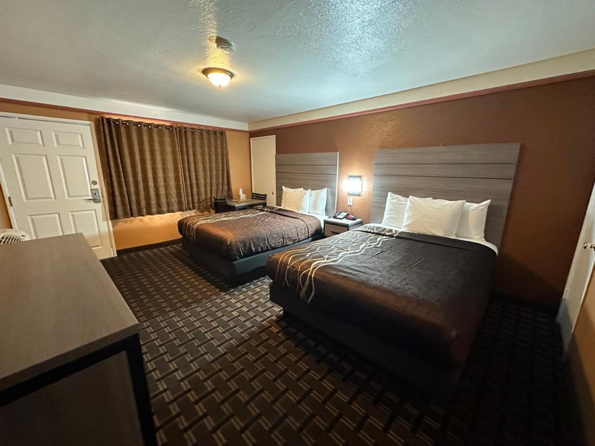 New Corral Motel Victorville Dış mekan fotoğraf